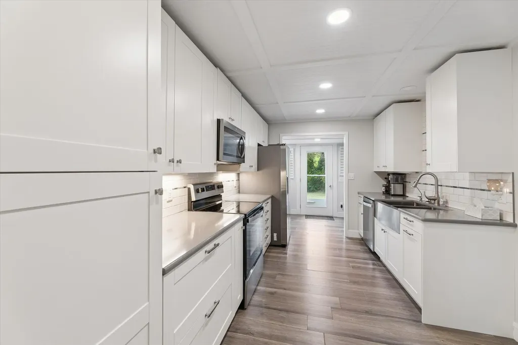 8590 Greenfield Highway Bellevue Township MI 49021