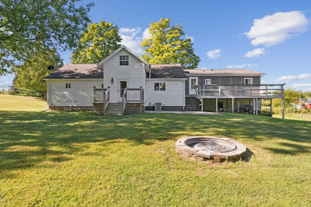 8590 Greenfield Highway Bellevue Township MI 49021