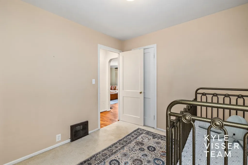331 41st Street SW Wyoming City MI 49548