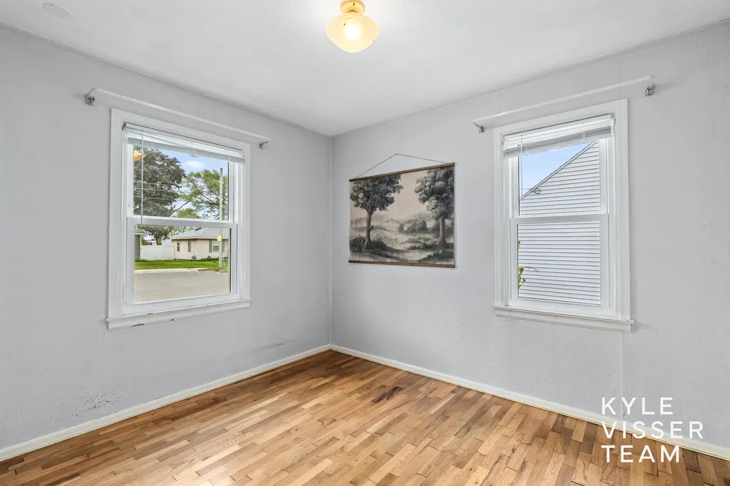 331 41st Street SW Wyoming City MI 49548