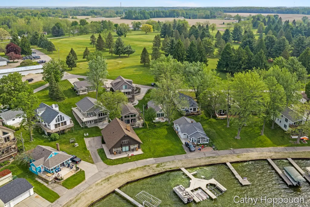 8220 Morrison Lake Gardens Unknown City MI 48881