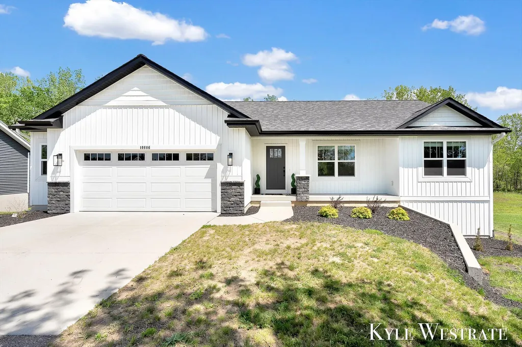 10886 Douglas Drive Allendale Charter Township MI 49401