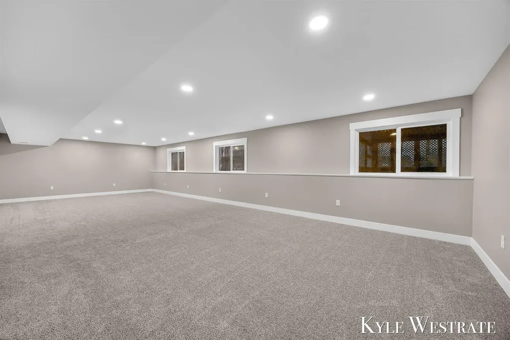 10886 Douglas Drive Allendale Charter Township MI 49401