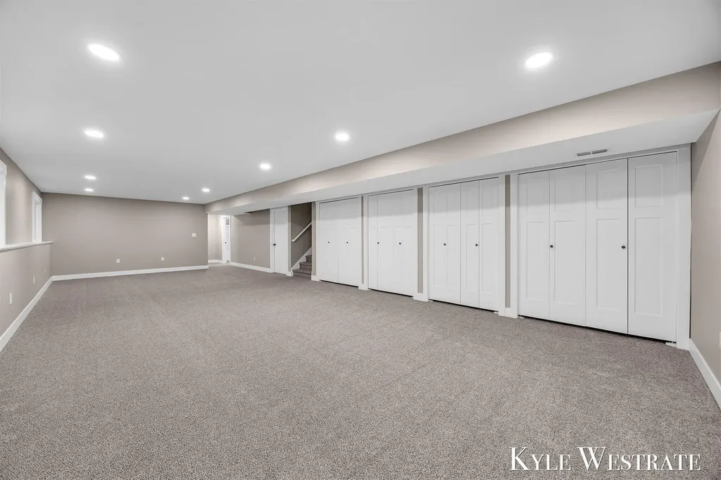 10886 Douglas Drive Allendale Charter Township MI 49401