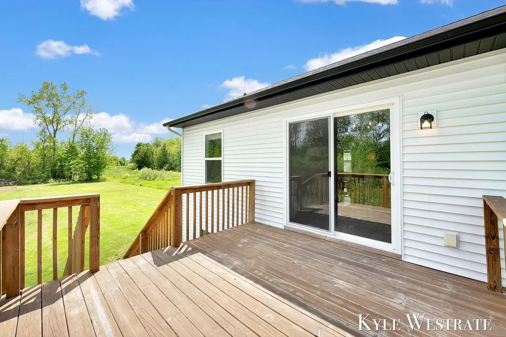 10886 Douglas Drive Allendale Charter Township MI 49401