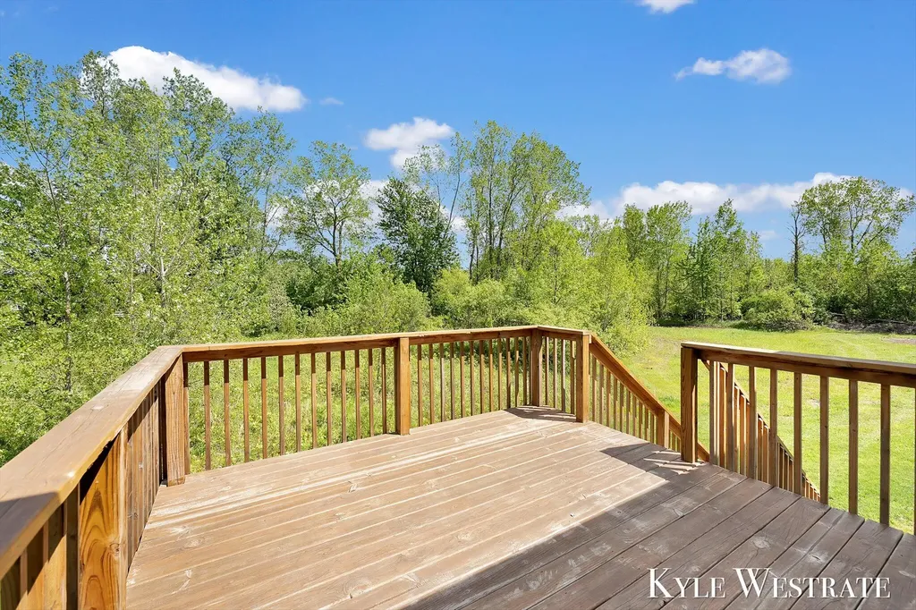 10886 Douglas Drive Allendale Charter Township MI 49401