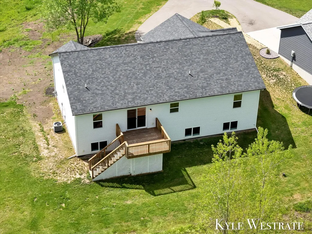 10886 Douglas Drive Allendale Charter Township MI 49401