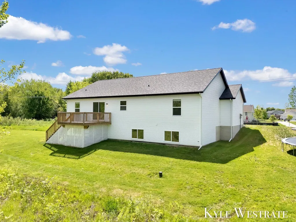 10886 Douglas Drive Allendale Charter Township MI 49401