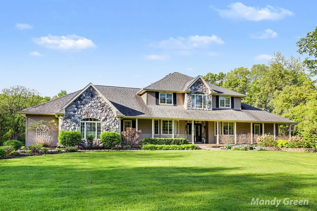 6900 Archway Drive NE Cannon Township MI 49341