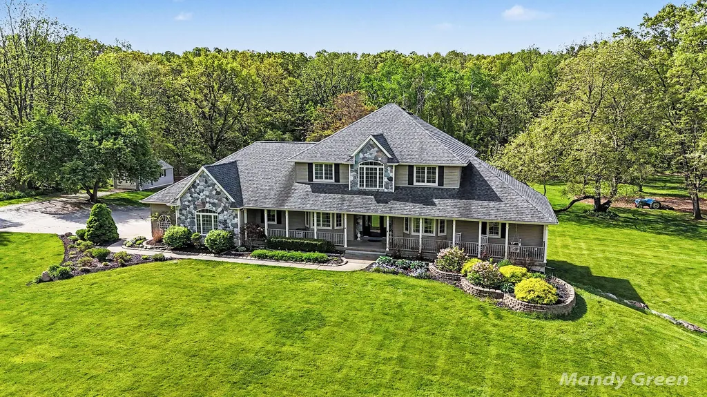 6900 Archway Drive NE Cannon Township MI 49341