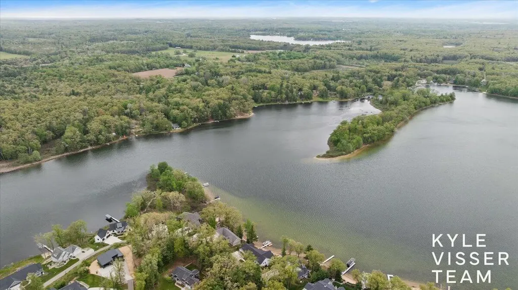 5109 E Manitou Way Croton Township MI 49337