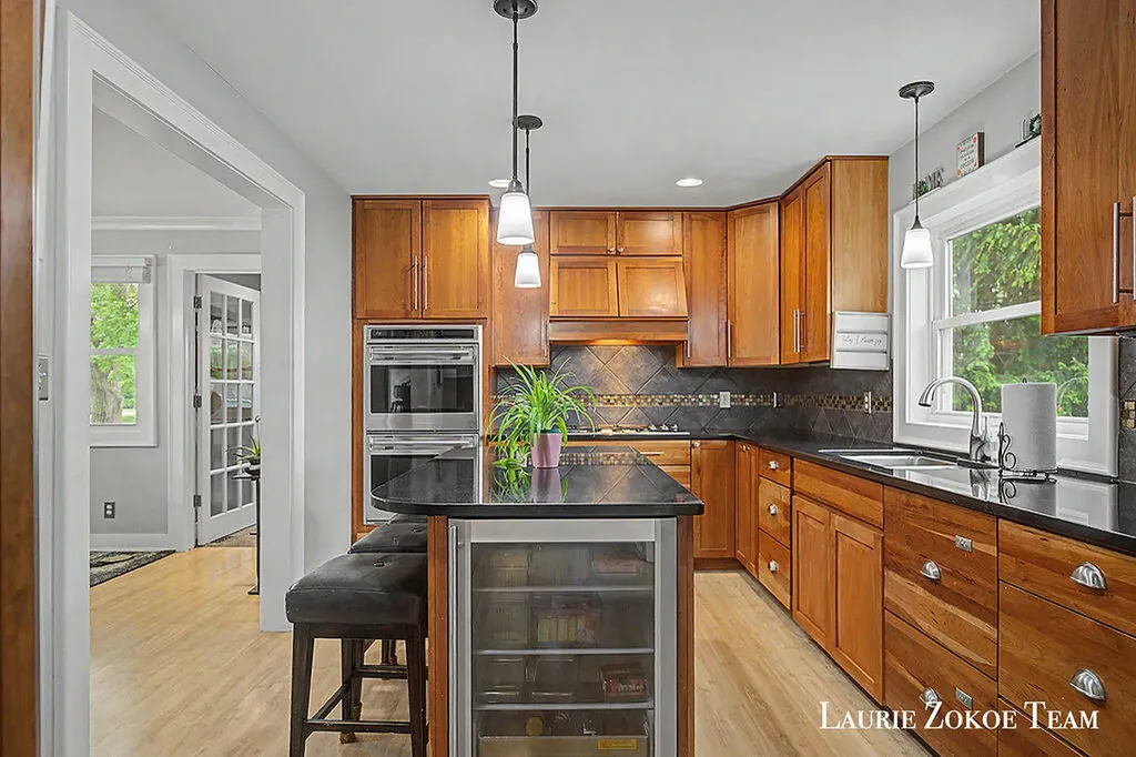 4564 Fenwood Street SW Walker City MI 49534