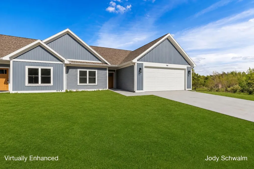 748 Noble Drive Belding City MI 48809