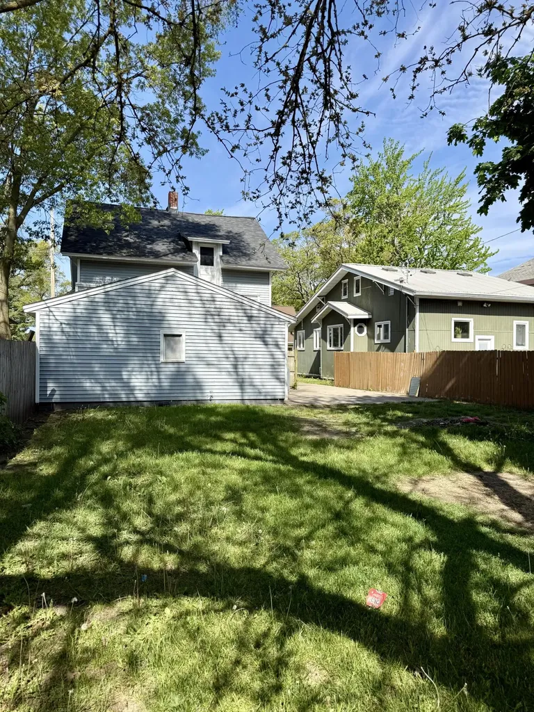 1552 Hoyt Street Muskegon City MI 49442