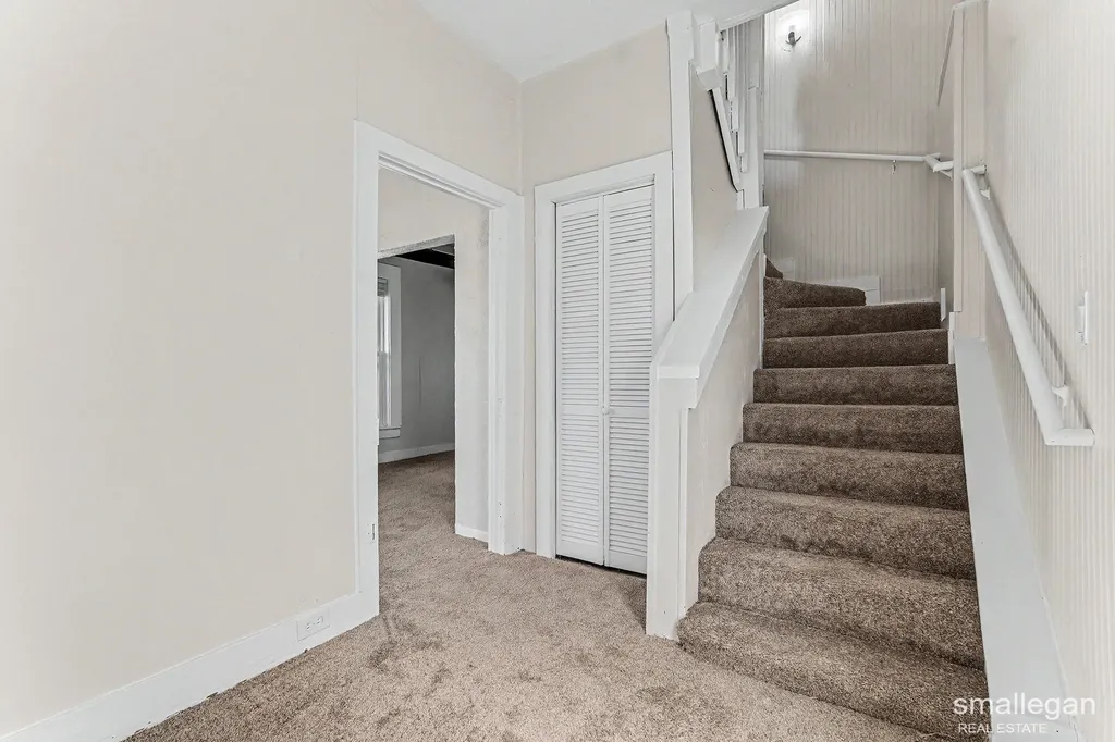 1316 Sanford Street Muskegon City MI 49441