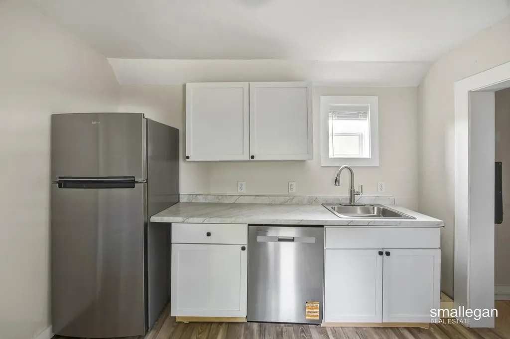 1316 Sanford Street Muskegon City MI 49441