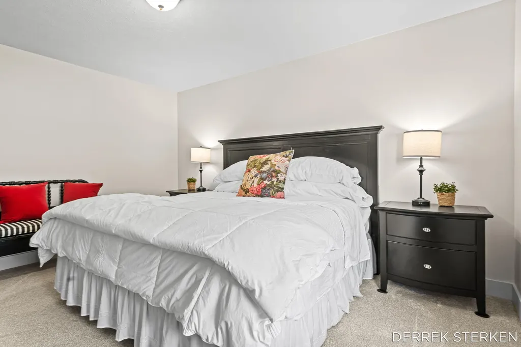 2983 Raspberry Lane Holland Charter Township MI 49424