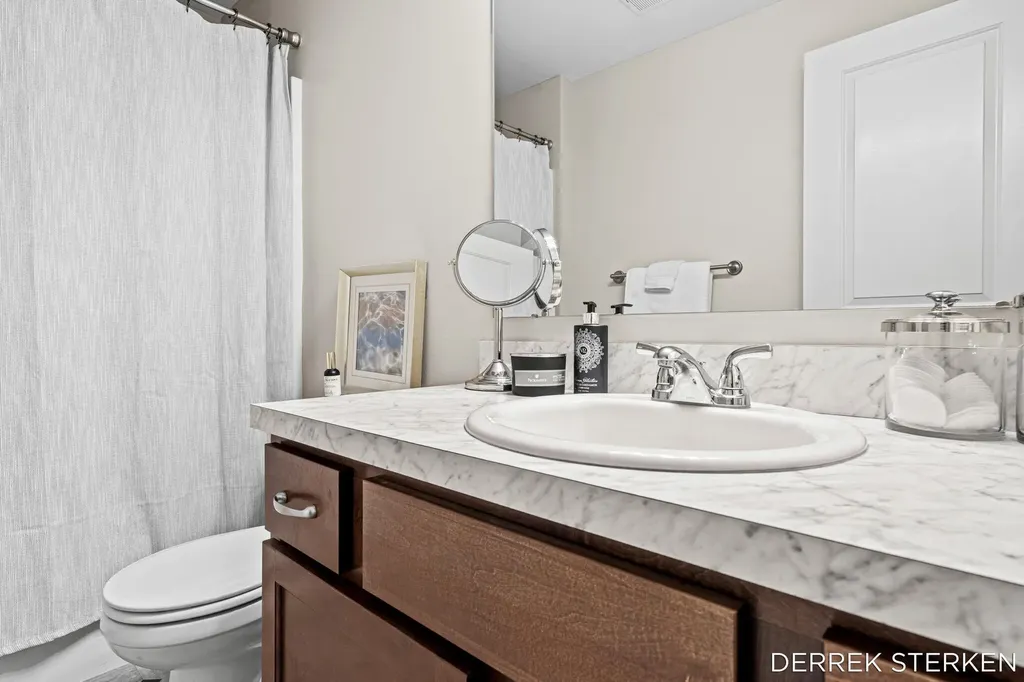 2983 Raspberry Lane Holland Charter Township MI 49424