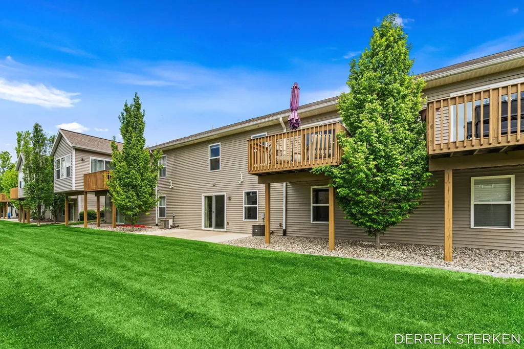 2983 Raspberry Lane Holland Charter Township MI 49424