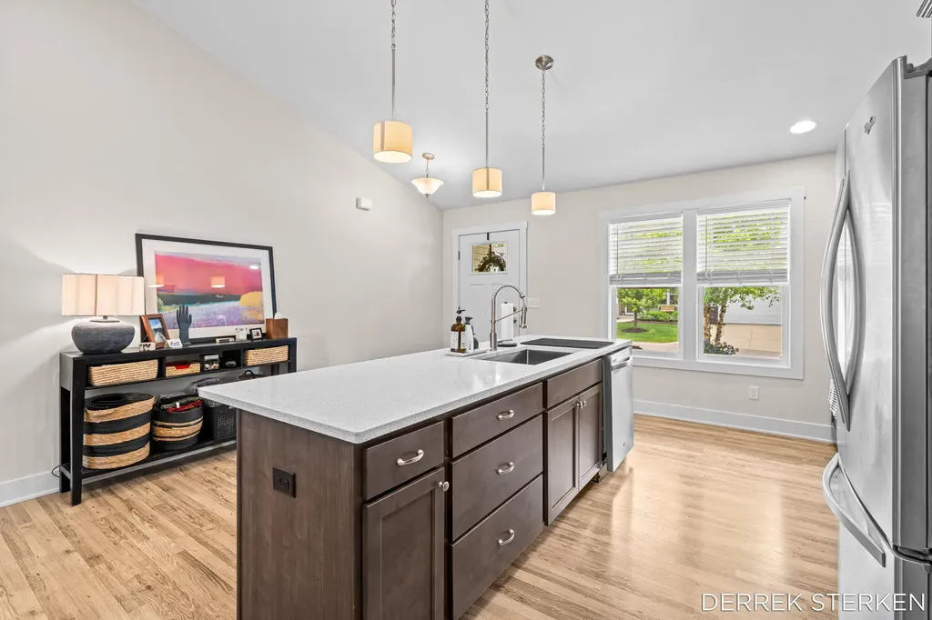 2983 Raspberry Lane Holland Charter Township MI 49424