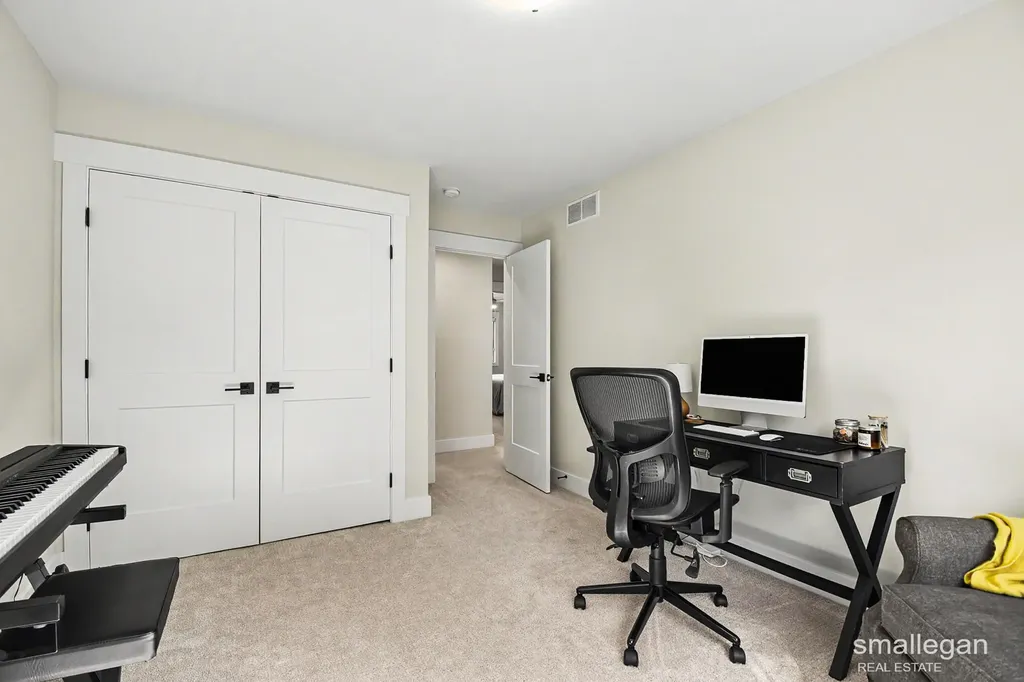1018 Castlebay Way Georgetown Charter Township MI 49426