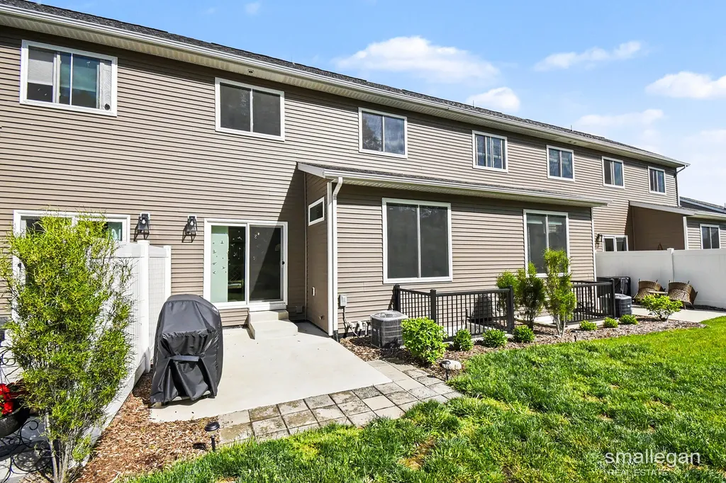 1018 Castlebay Way Georgetown Charter Township MI 49426