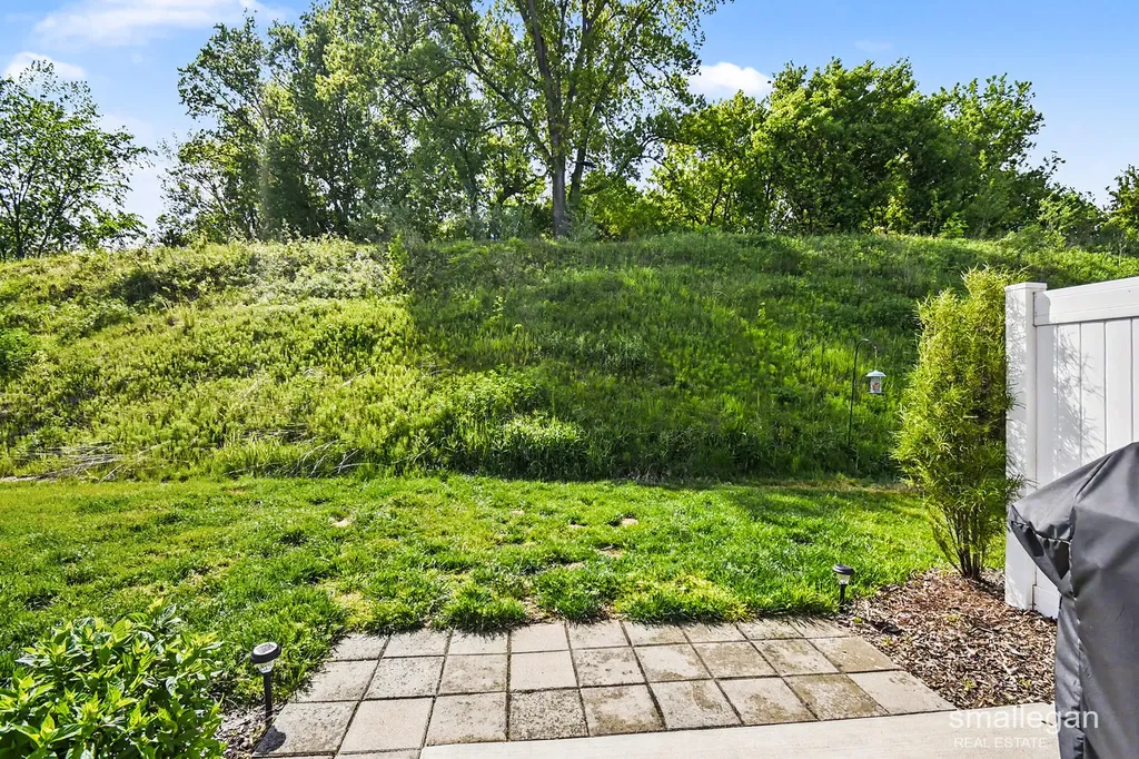 1018 Castlebay Way Georgetown Charter Township MI 49426