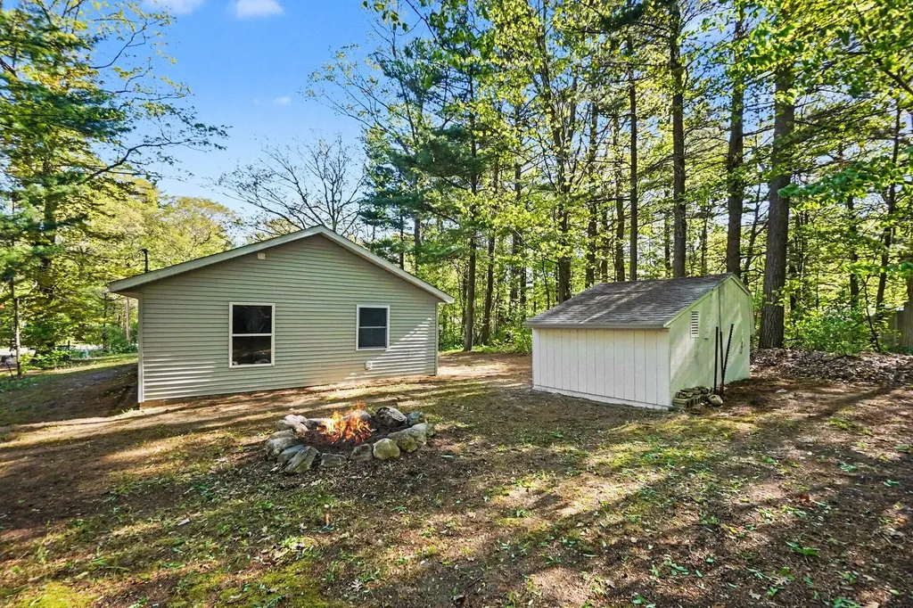 9751 W Silver Lake Road Golden Township MI 49436