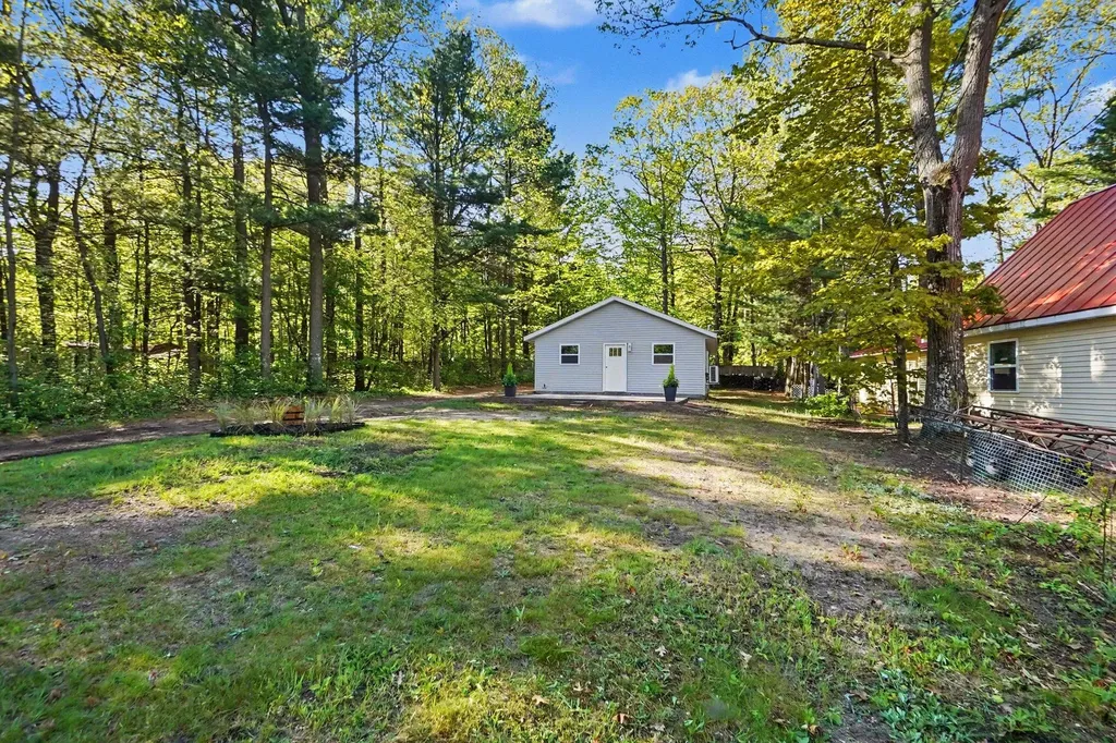 9751 W Silver Lake Road Golden Township MI 49436