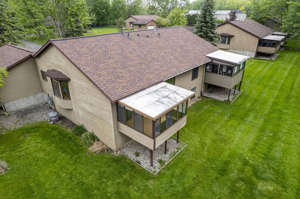 11279 Whispering Creek Drive Allendale Charter Township MI 49401