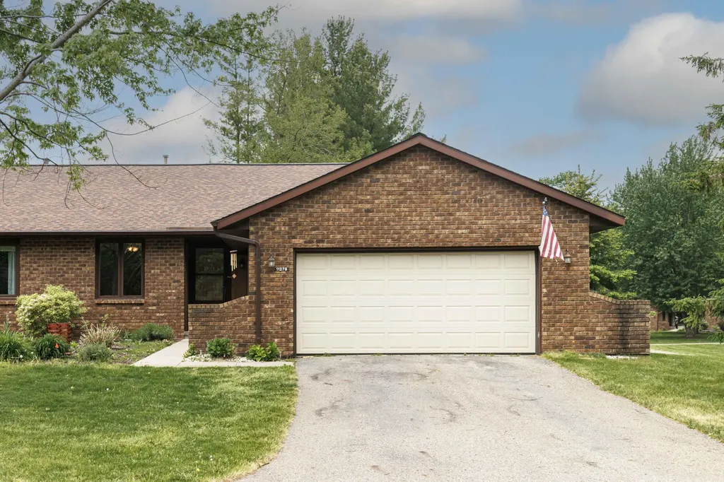 11279 Whispering Creek Drive Allendale Charter Township MI 49401