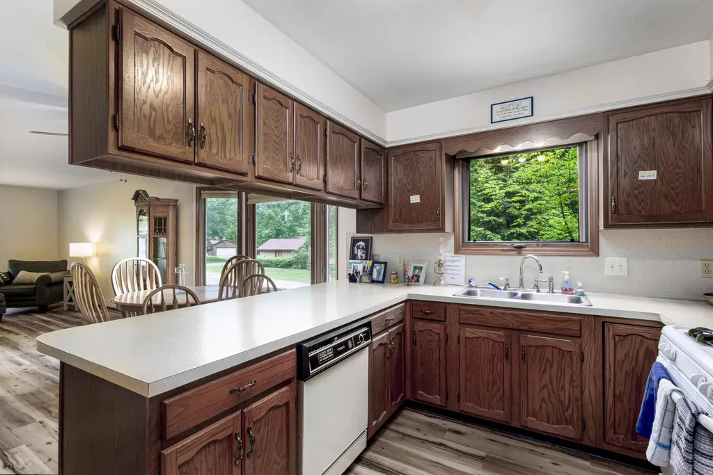 11279 Whispering Creek Drive Allendale Charter Township MI 49401