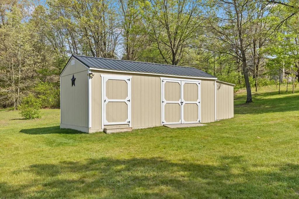 4710 Flat River Trail Otisco Township MI 48809
