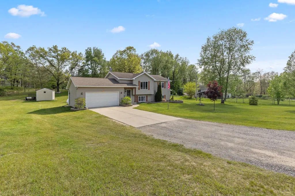 4710 Flat River Trail Otisco Township MI 48809