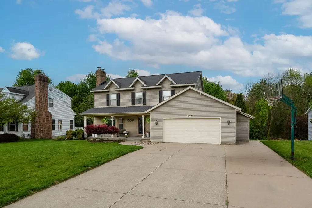 2331 Pheasant Avenue NW Walker City MI 49534