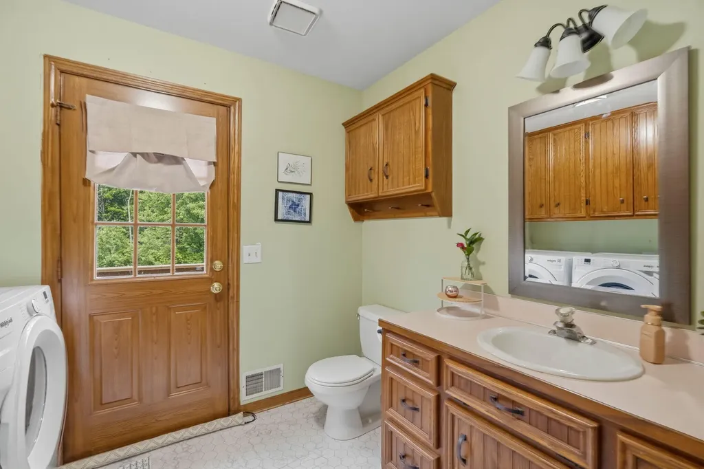 2331 Pheasant Avenue NW Walker City MI 49534