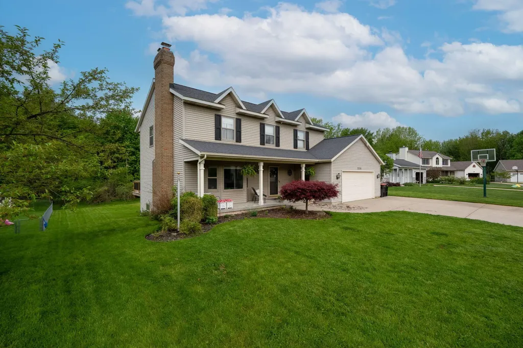 2331 Pheasant Avenue NW Walker City MI 49534