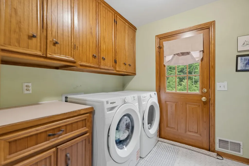 2331 Pheasant Avenue NW Walker City MI 49534