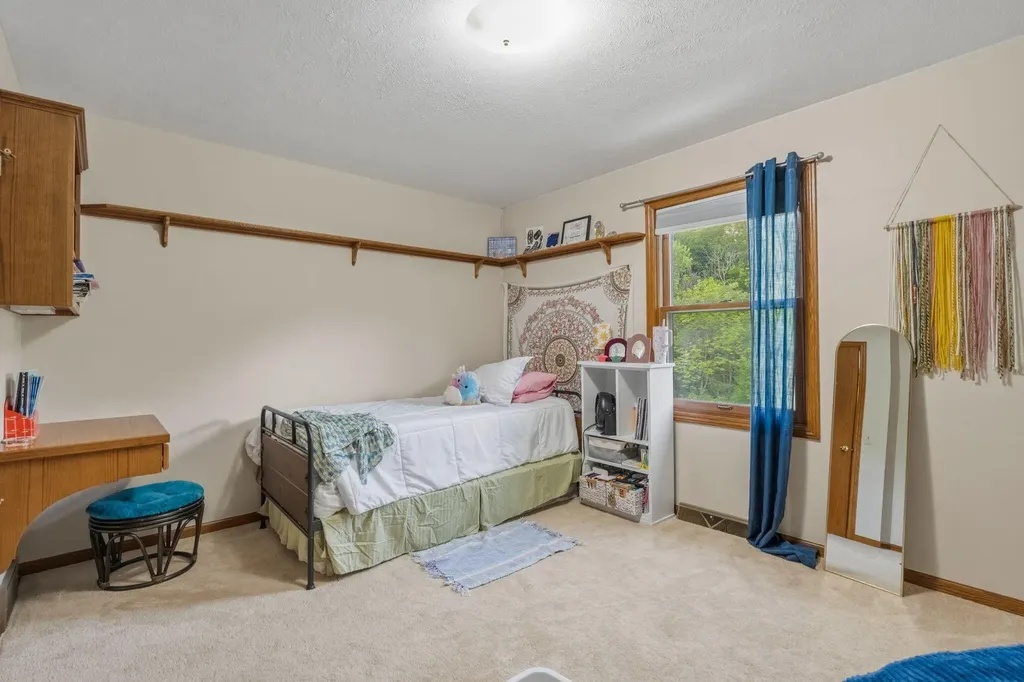 2331 Pheasant Avenue NW Walker City MI 49534