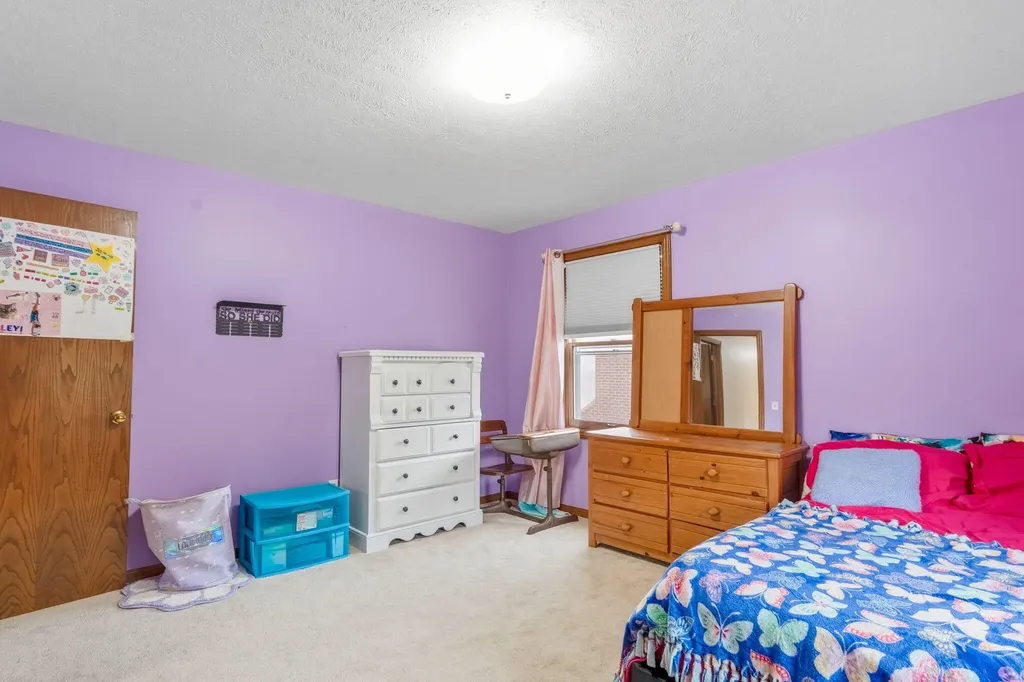 2331 Pheasant Avenue NW Walker City MI 49534