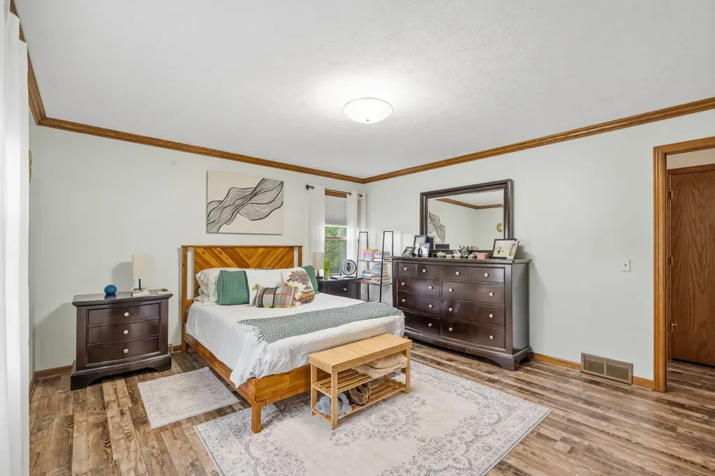 2331 Pheasant Avenue NW Walker City MI 49534