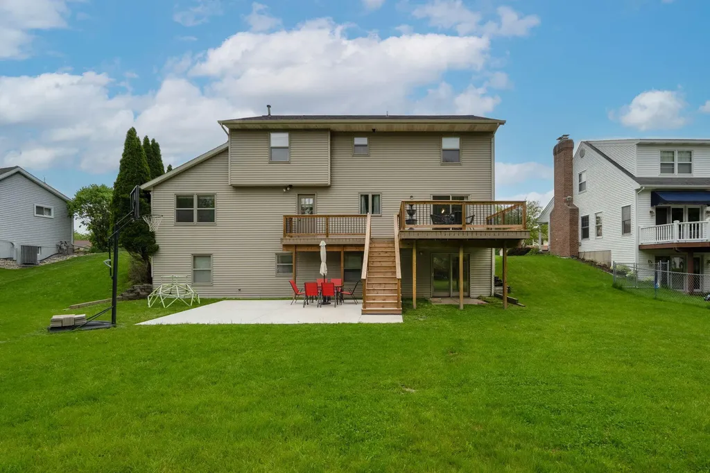 2331 Pheasant Avenue NW Walker City MI 49534