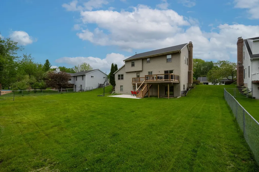 2331 Pheasant Avenue NW Walker City MI 49534