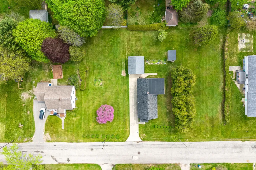 817 Oak Street Manistee City MI 49660