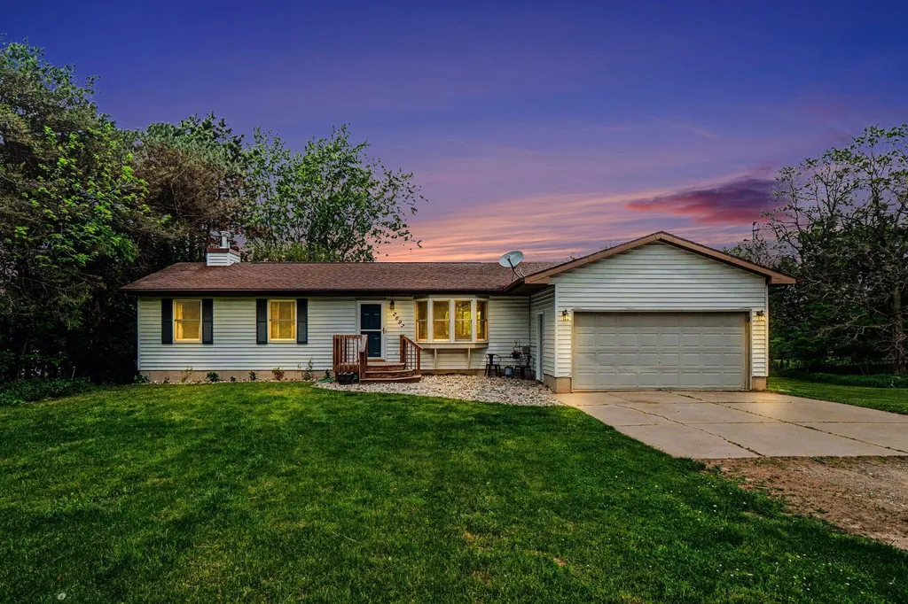 2697 E Clinton Trail Eaton Township MI 48813