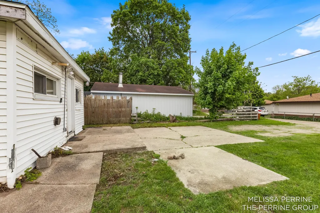 117 2nd Avenue Big Rapids City MI 49307