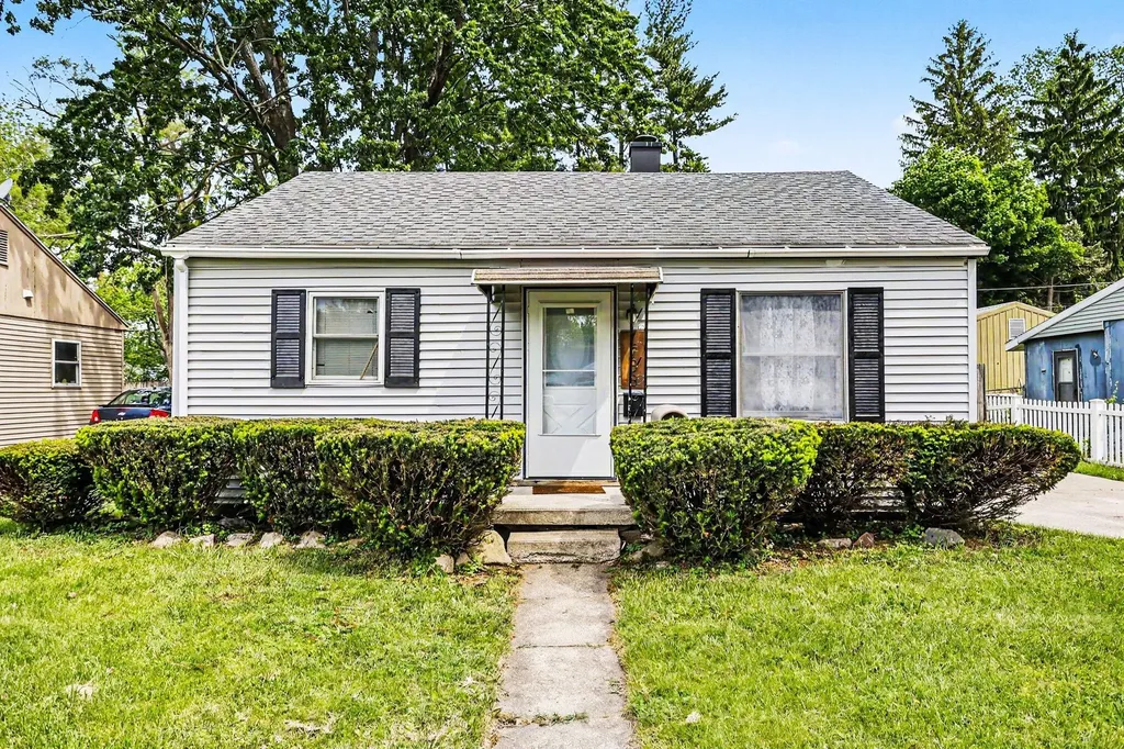 1733 Sycamore Street Niles Township MI 49120