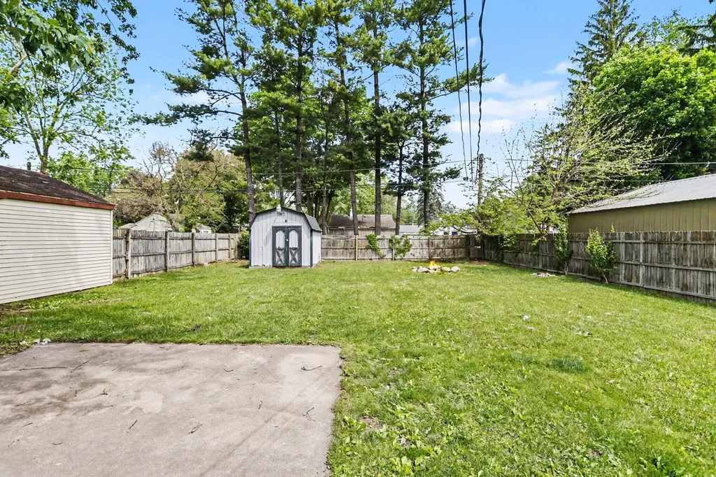 1733 Sycamore Street Niles Township MI 49120
