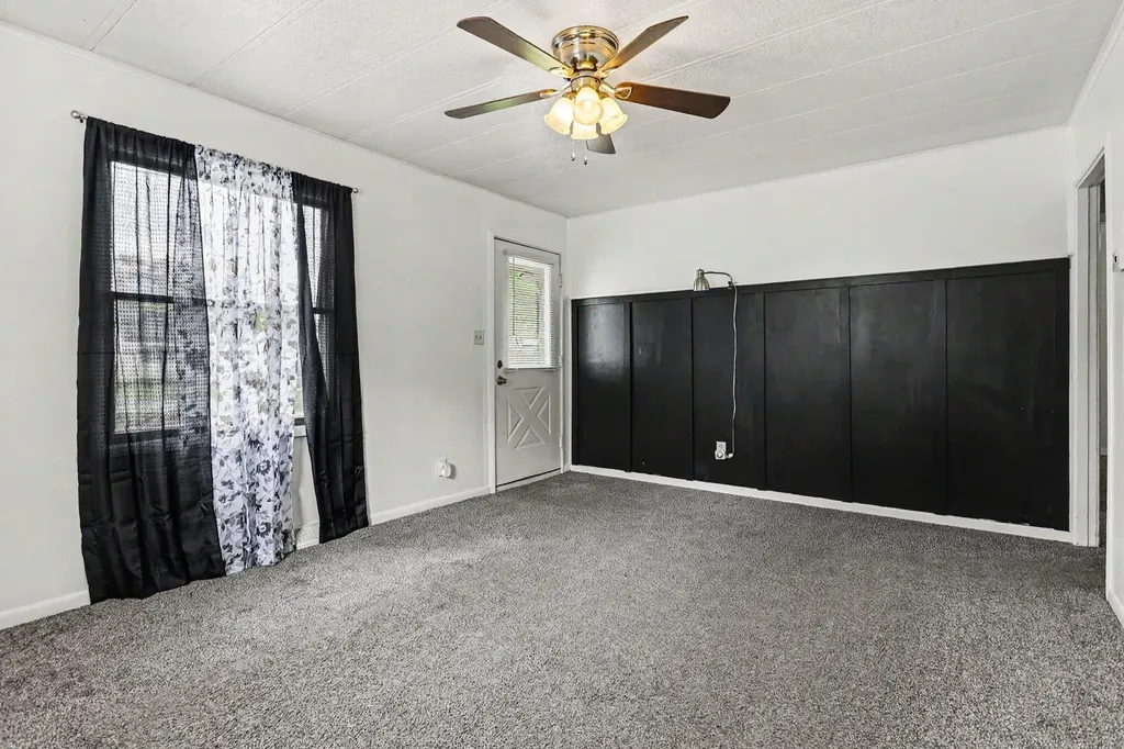 1733 Sycamore Street Niles Township MI 49120