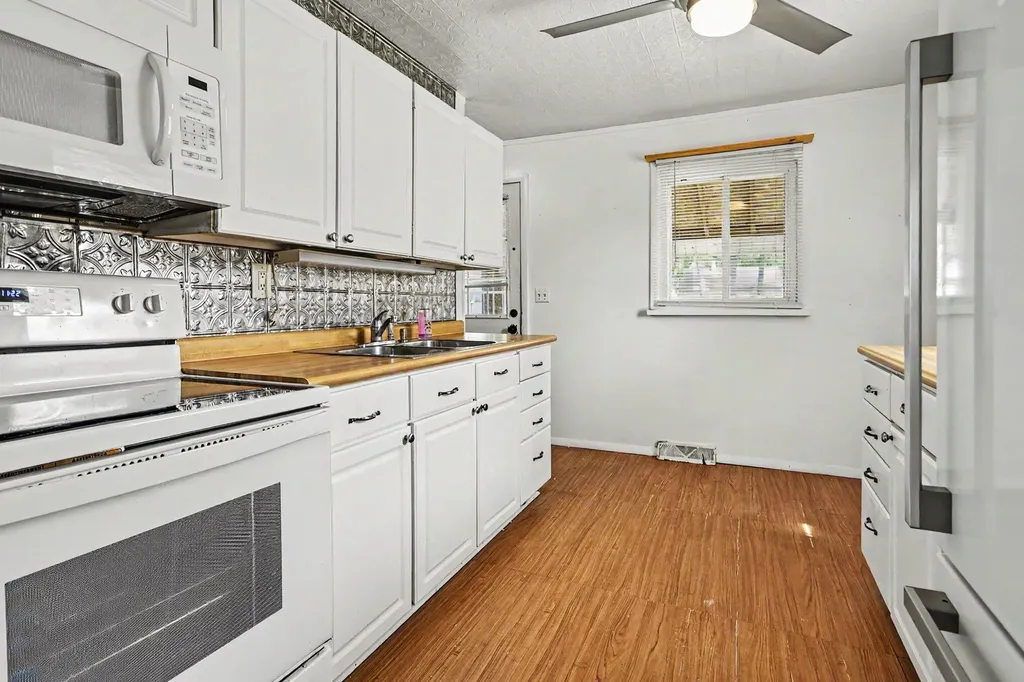 1733 Sycamore Street Niles Township MI 49120